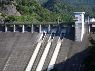 洪水吐付替え完了