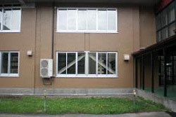 某学校耐震改修工事（北海道開発局営繕部）　室内側